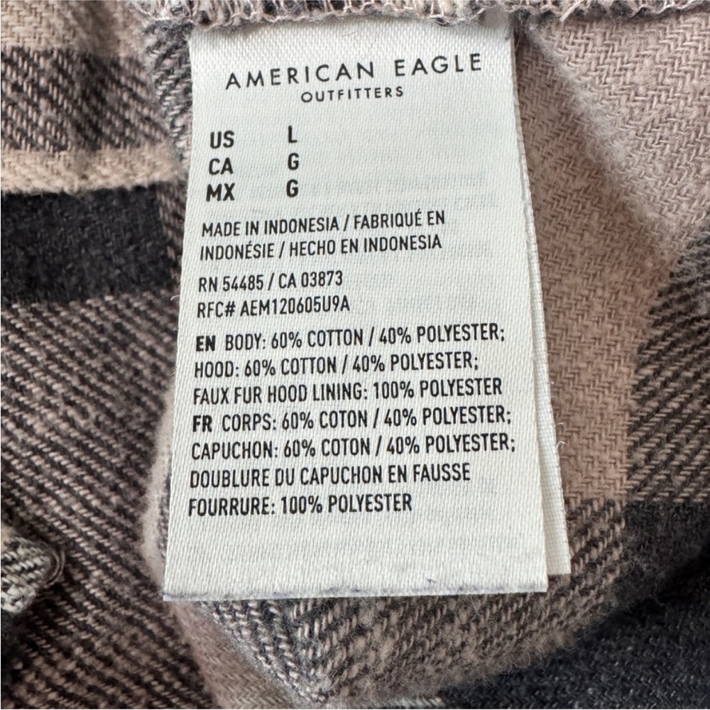American Eagle shacket Hooded Button-Up - Picture 8 of 8